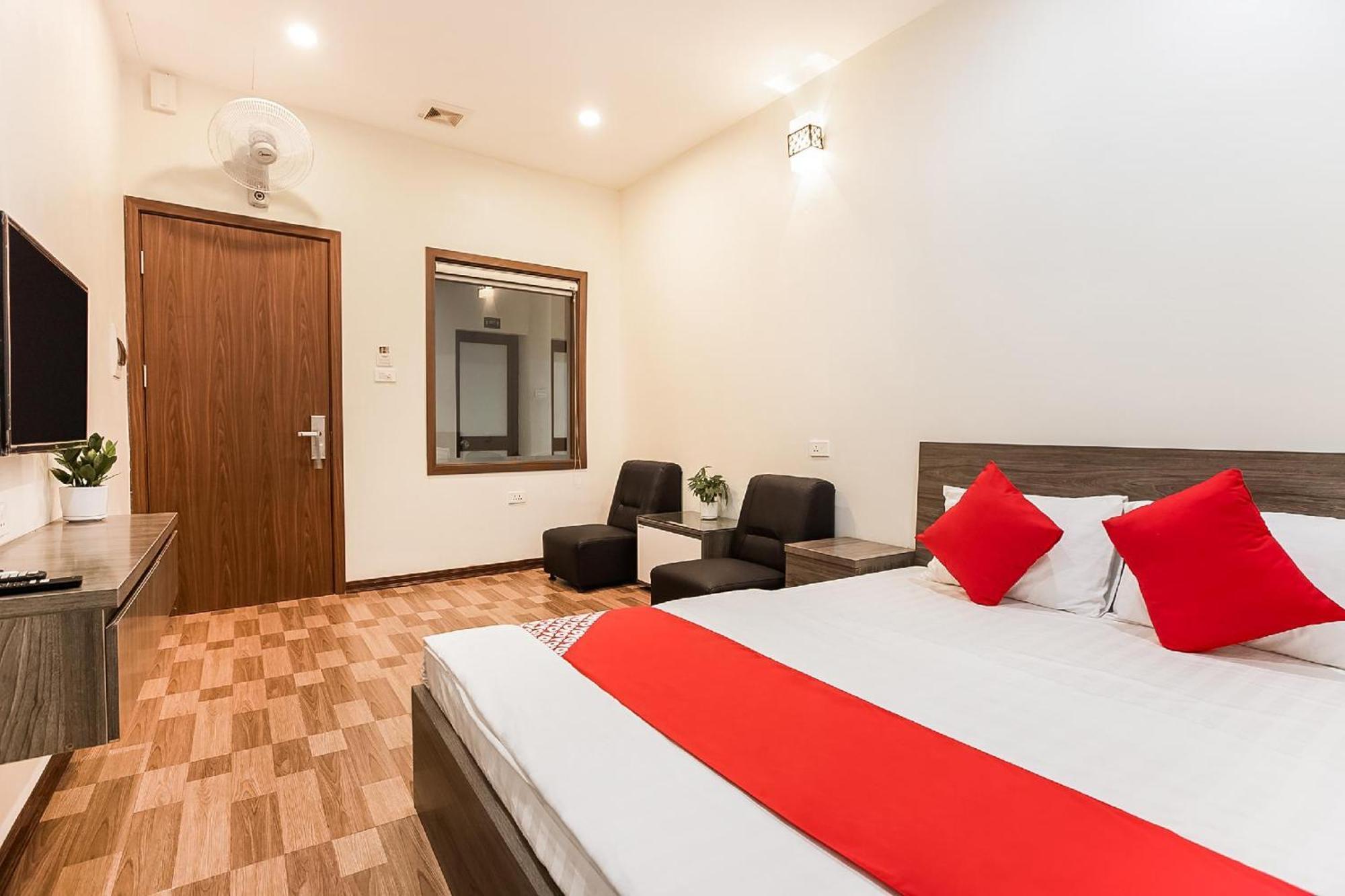 Hotel Khach San Giao Thong Hanoi Exterior foto