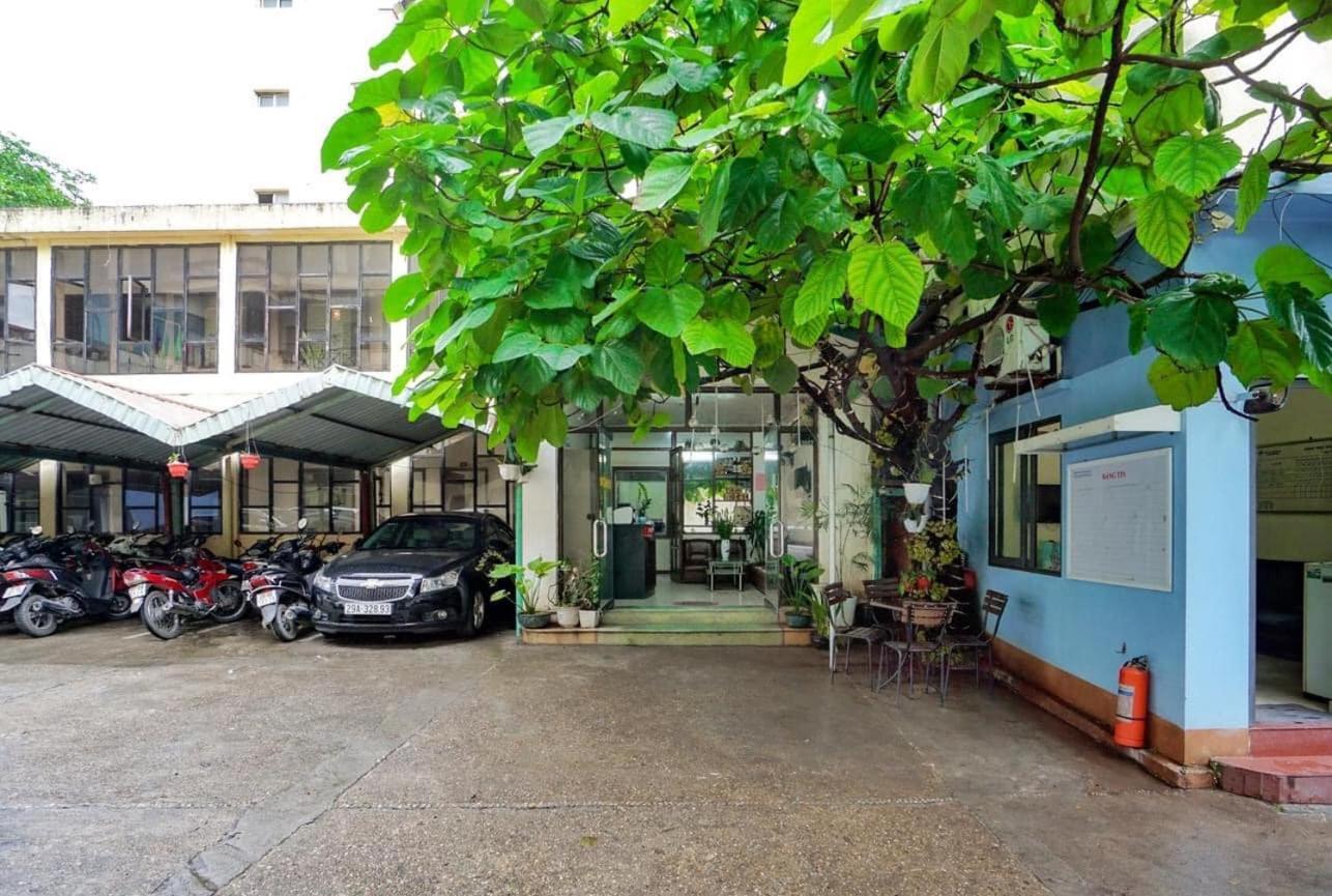 Hotel Khach San Giao Thong Hanoi Exterior foto