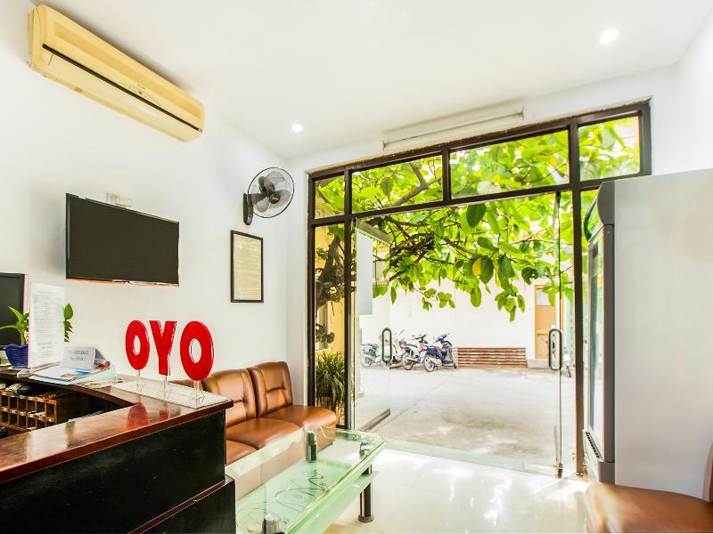 Hotel Khach San Giao Thong Hanoi Exterior foto