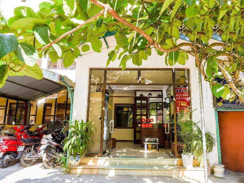 Hotel Khach San Giao Thong Hanoi Exterior foto